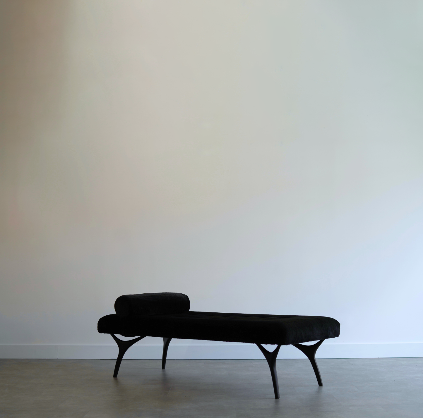 Crescent Daybed in Oil Rubbed Bronze