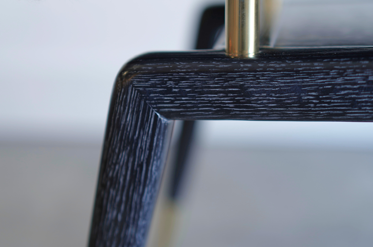 GIO Bench Series 32 in Black Ceruse