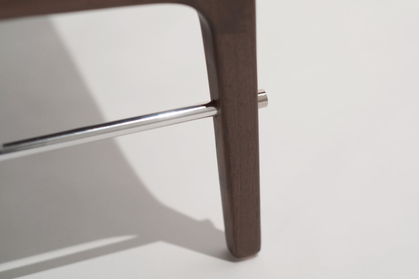 Linear Daybed in Dark Walnut Series 84