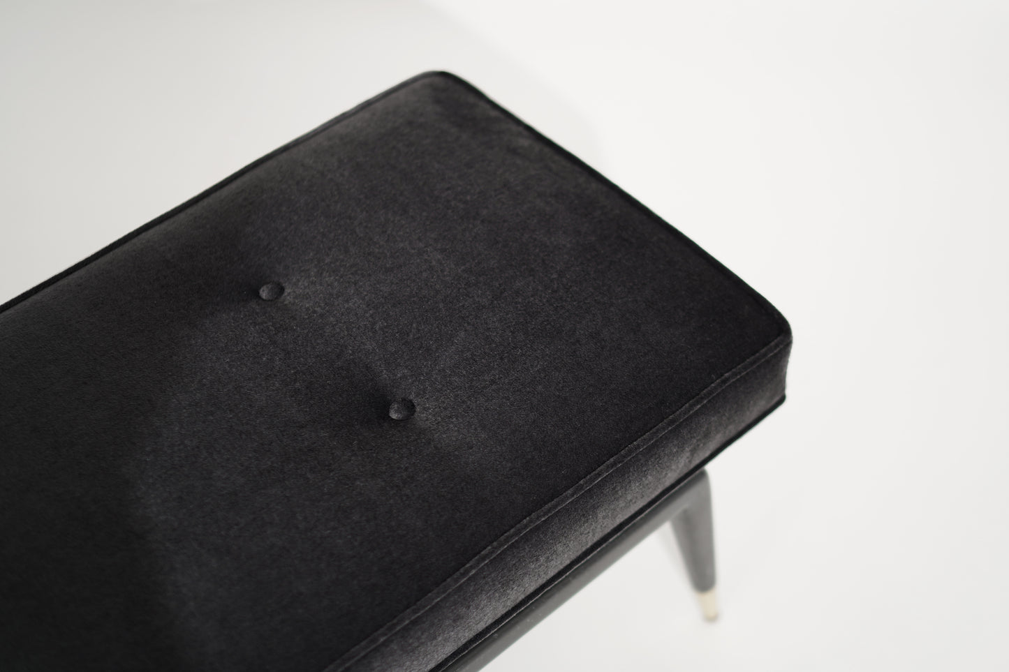 GIO Bench Series 60 in White Oak