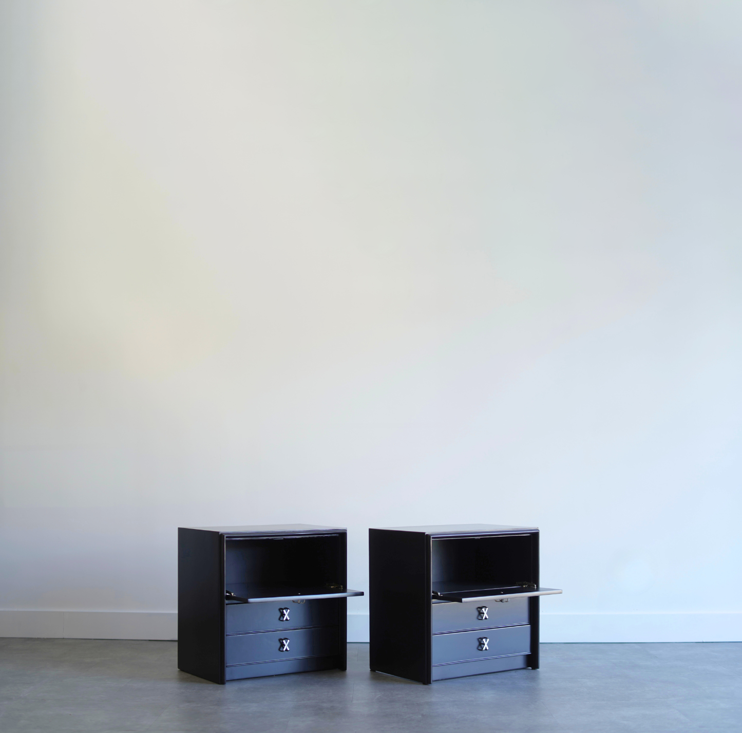 Lacquered Set of Paul Frankl Bedside Tables, C. 1950s