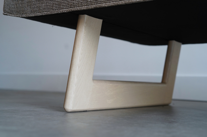 ZEN Daybed in White Oak