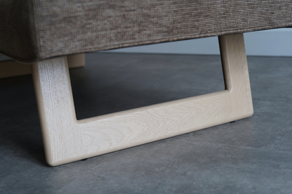 ZEN Daybed in White Oak