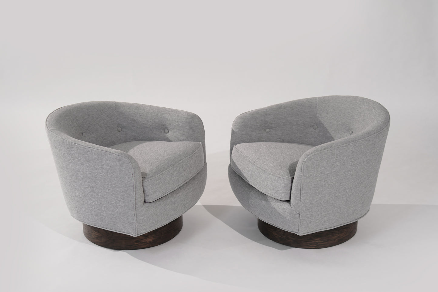 Set of Swivel Tilt Lounge Chairs by Milo Baughman, C. 1960s