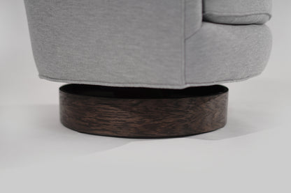 Set of Swivel Tilt Lounge Chairs by Milo Baughman, C. 1960s