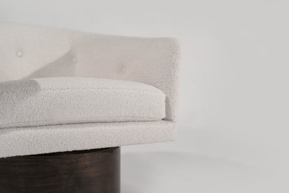 Set of Swivel Chairs on Walnut Supports by Milo Baughman, C. 1970s