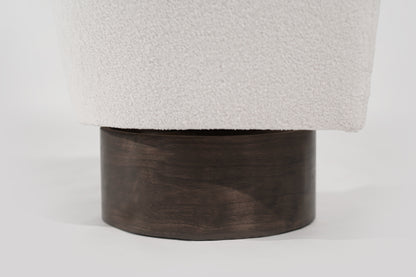 Set of Swivel Chairs on Walnut Supports by Milo Baughman, C. 1970s